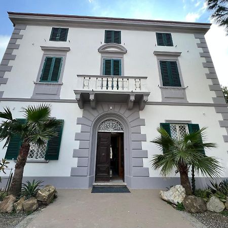 Villa Giulietta Hotel Castiglioncello Bagian luar foto